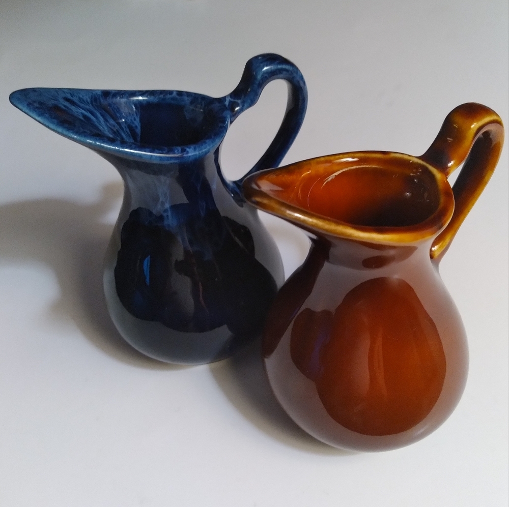 MINIATURE POTTERY PITCHERS